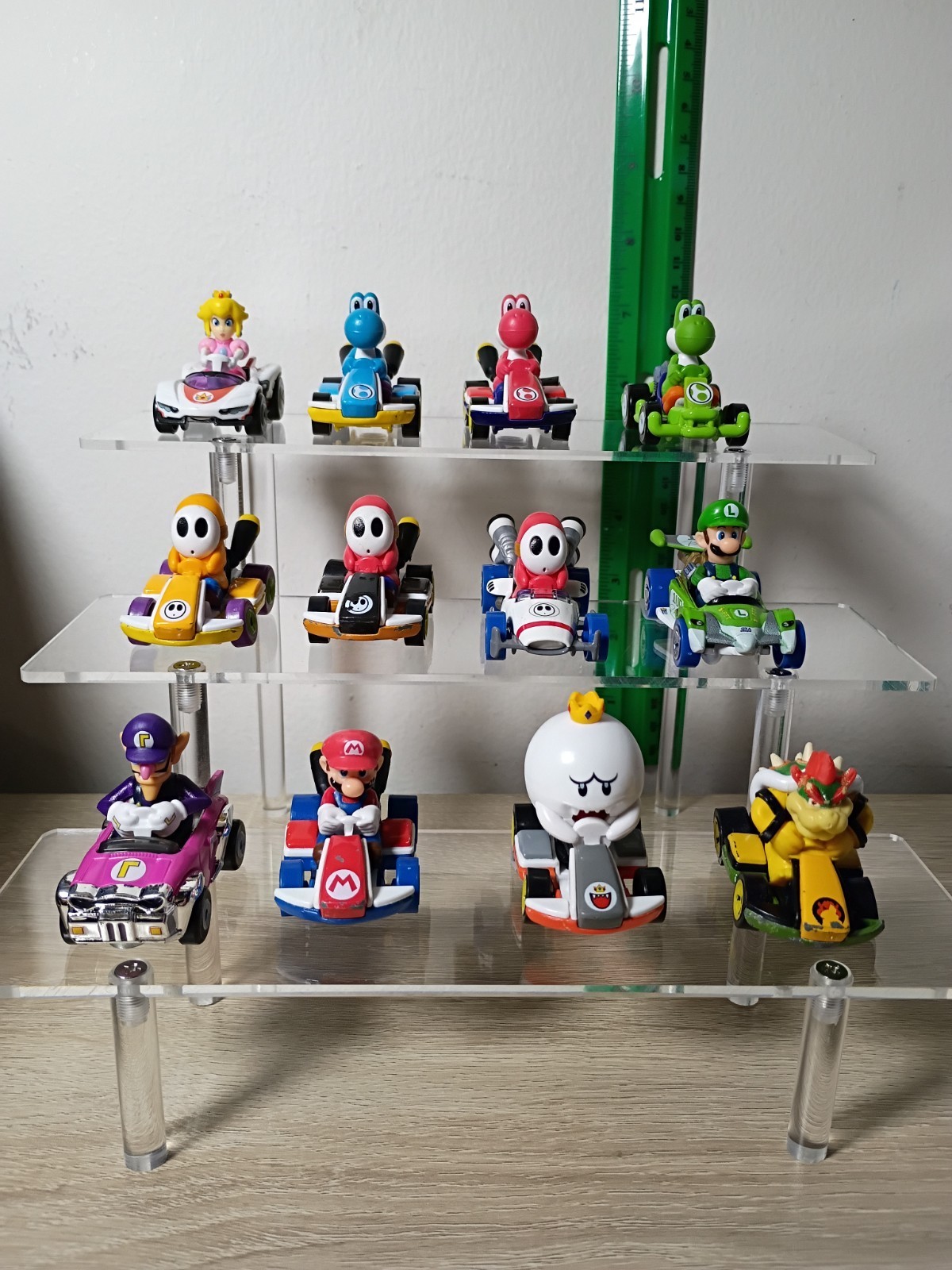 12-PK KING BOO Super Mario Kart Hot Wheels Wario Yoshi Shy Guy Peach Luigi