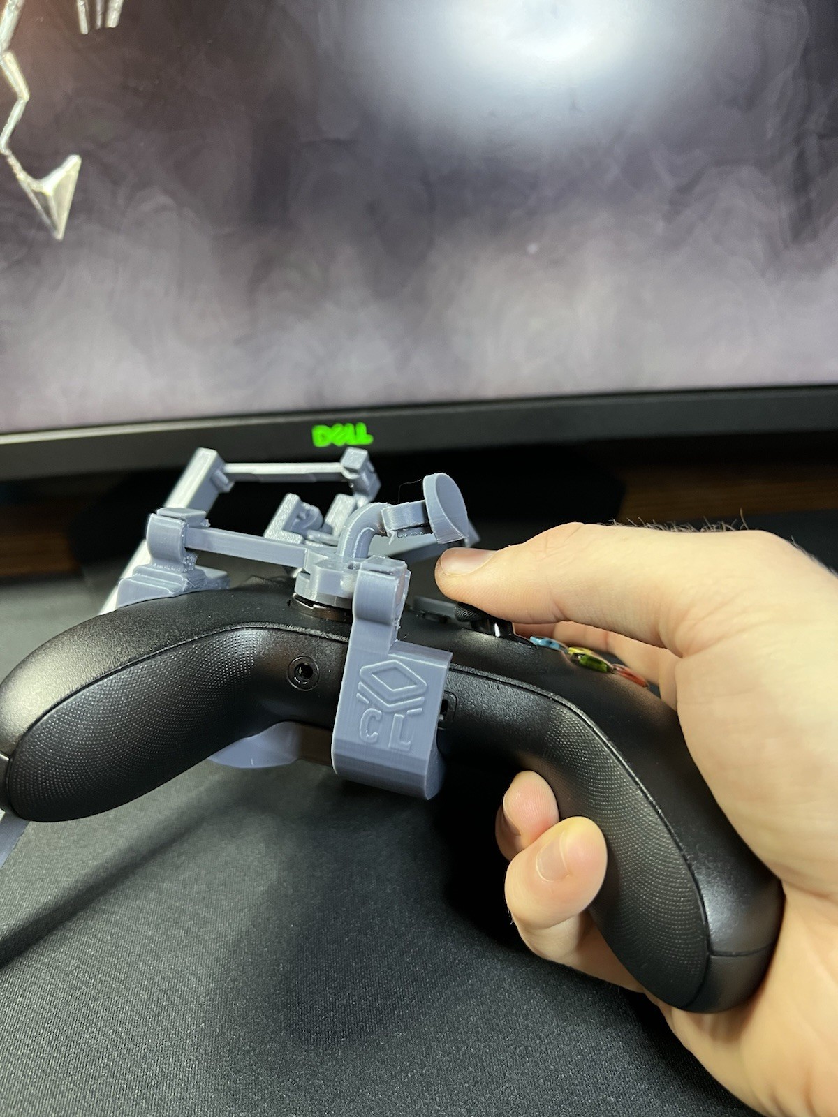 One-Handed (Right) Xbox Series X/S V2 Clip-On Controller Adapter – Adaptive Gear