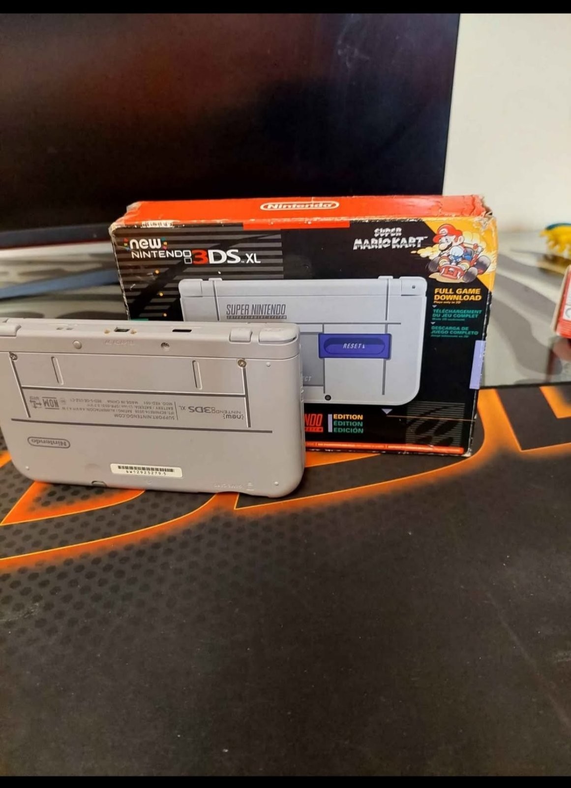 New Nintendo 3DS XL SNES edition In Box w/ Charger