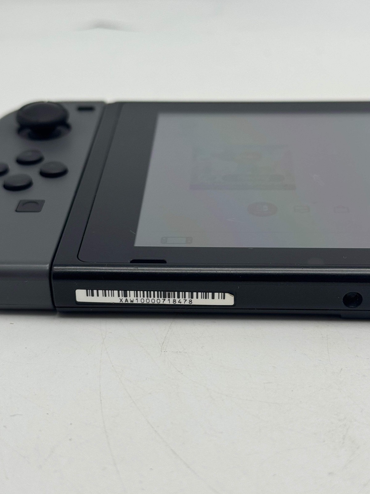 Nintendo Switch HAC-001 2017 32GB Black w/ Dock & Joy-Cons Used
