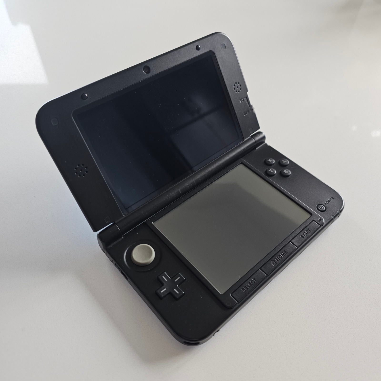 Charizard Nintendo 3DS XL Pokemon Black/Gold Edition With Charger, US Seller