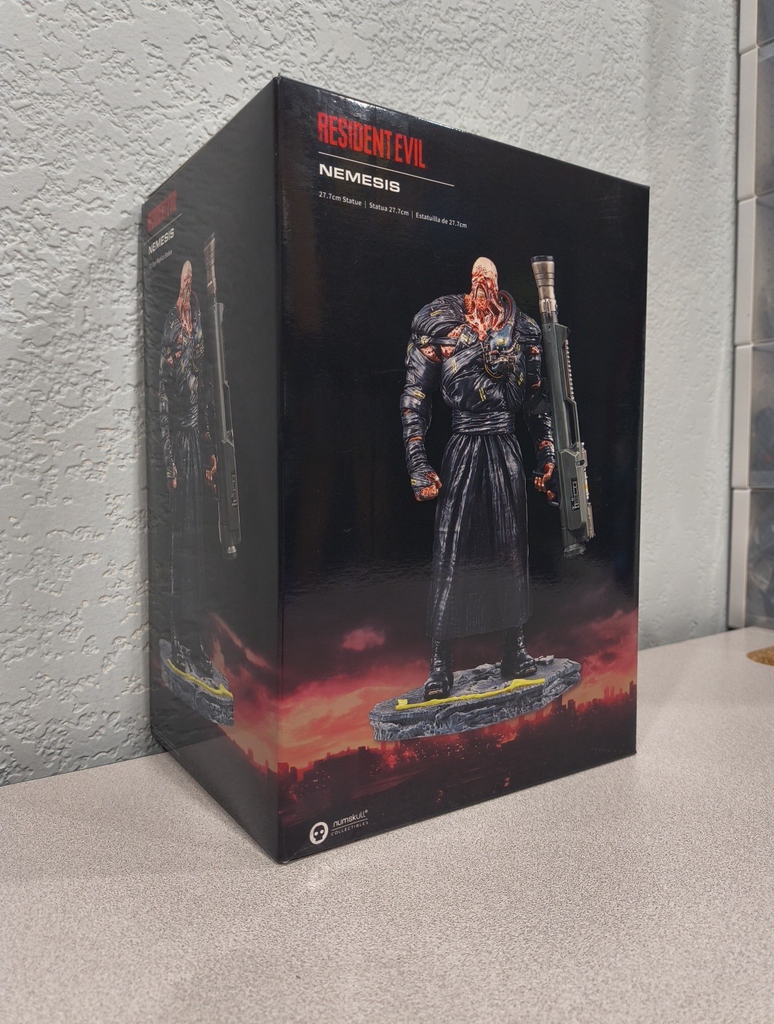 Resident Evil 3 Nemesis 27.7cm Statue By Numskull Collectibles Figure Capcom