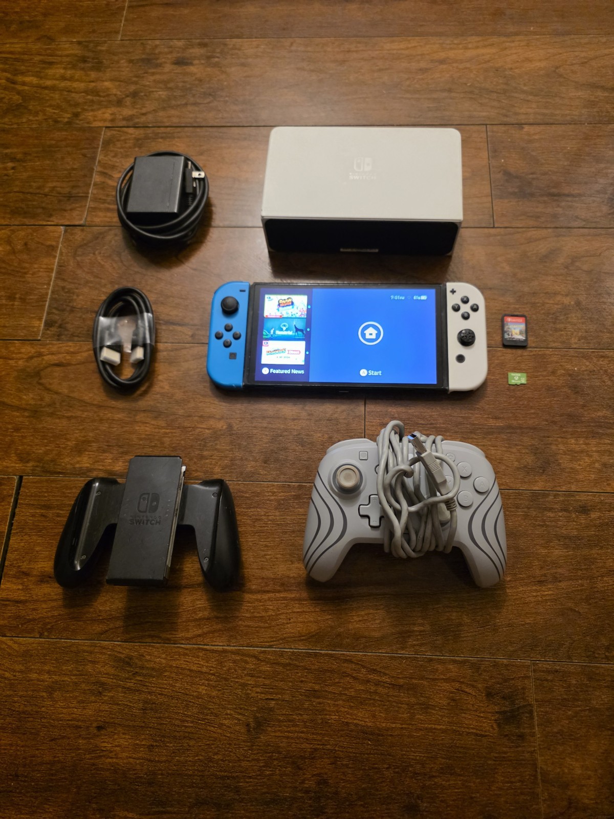 Nintendo Switch OLED Model – 64GB/White (HEGSKAAAA)