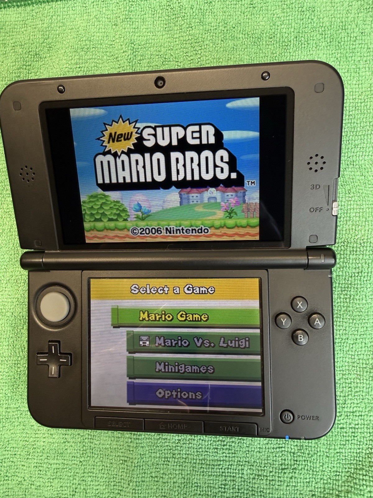 Nintendo 3DS XL Blue/Black Handheld Console w/ Charger Very Nice! Ships Free!
