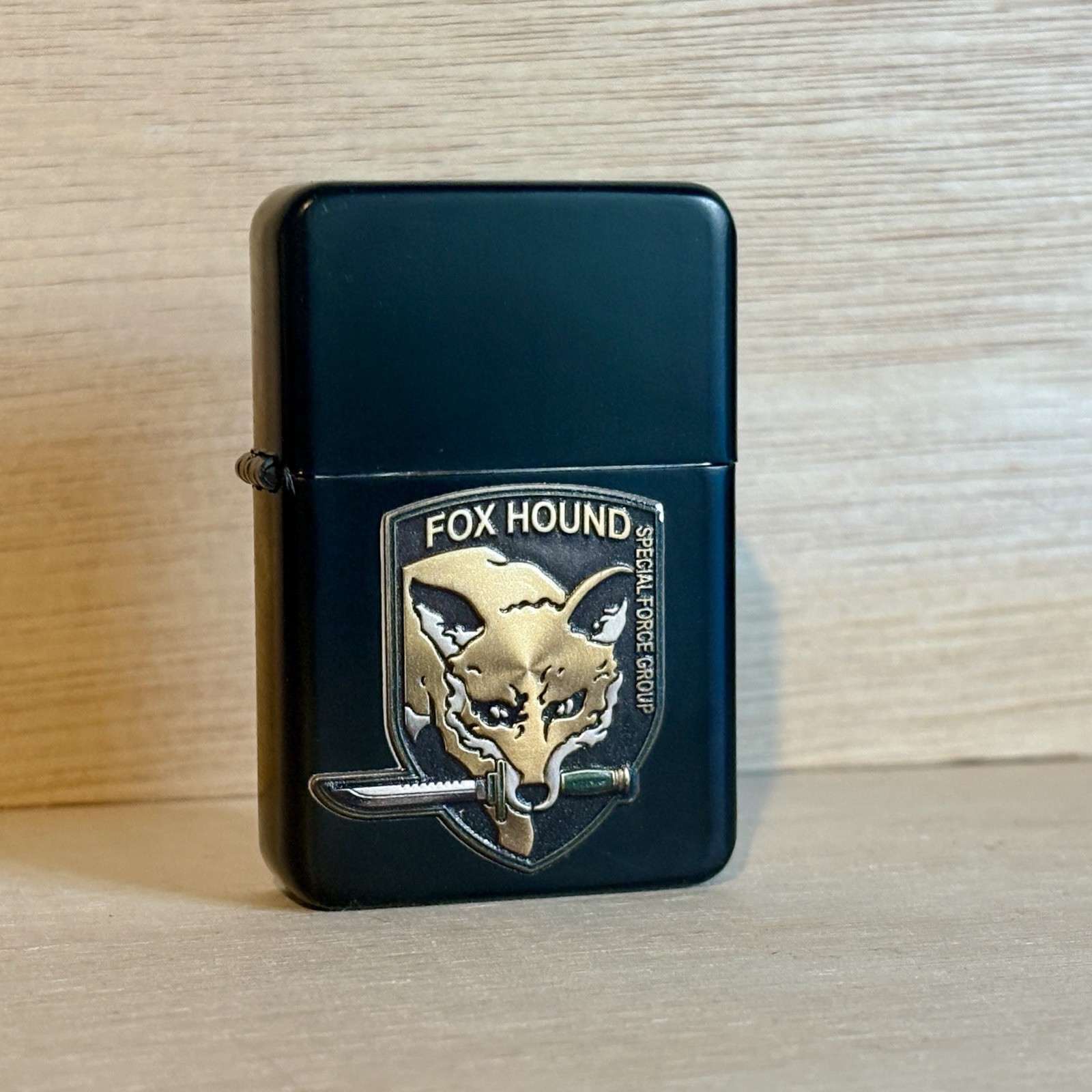 Metal Gear Solid ‘Fox Hound’ Lighter & Solid Snake Tin | UV Printed
