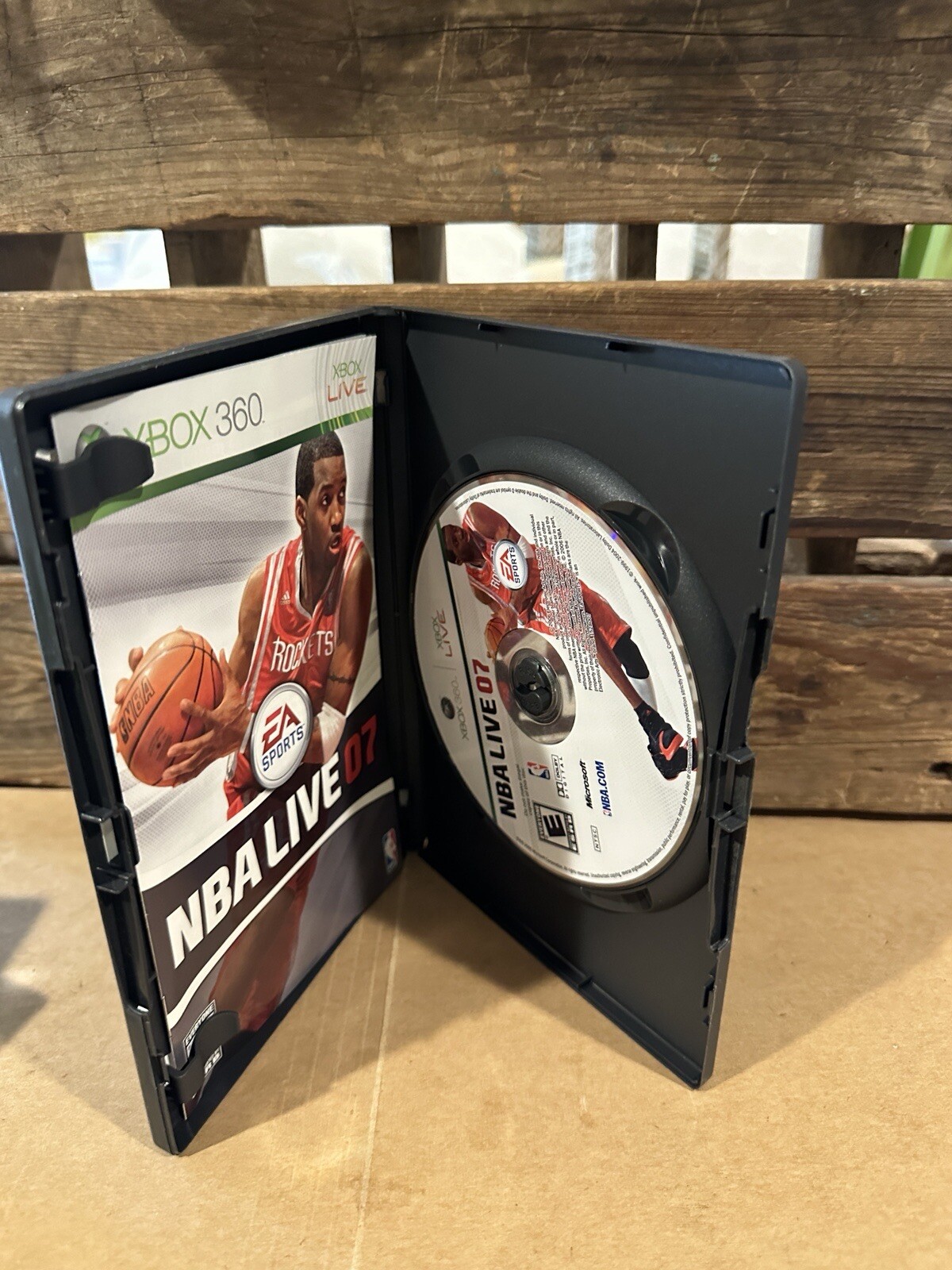 Lot of 8 Xbox 360 Games NBA Live 07, MLB 2K09, NHL 10, Madden 12, Fifa 09