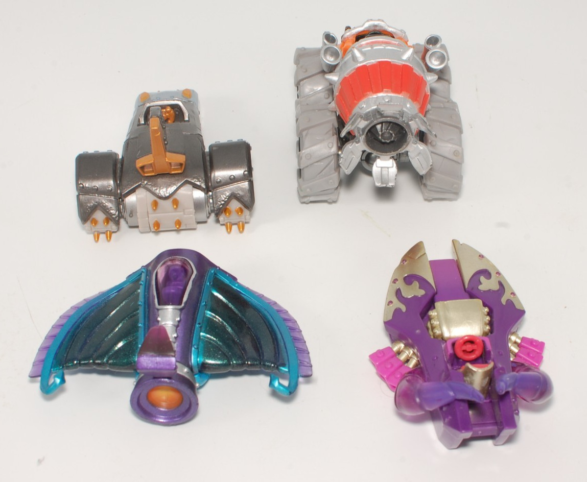 Skylanders Superchargers Lot of 9 Vehicles, 2 Racing Trophy, 4 Character Figures