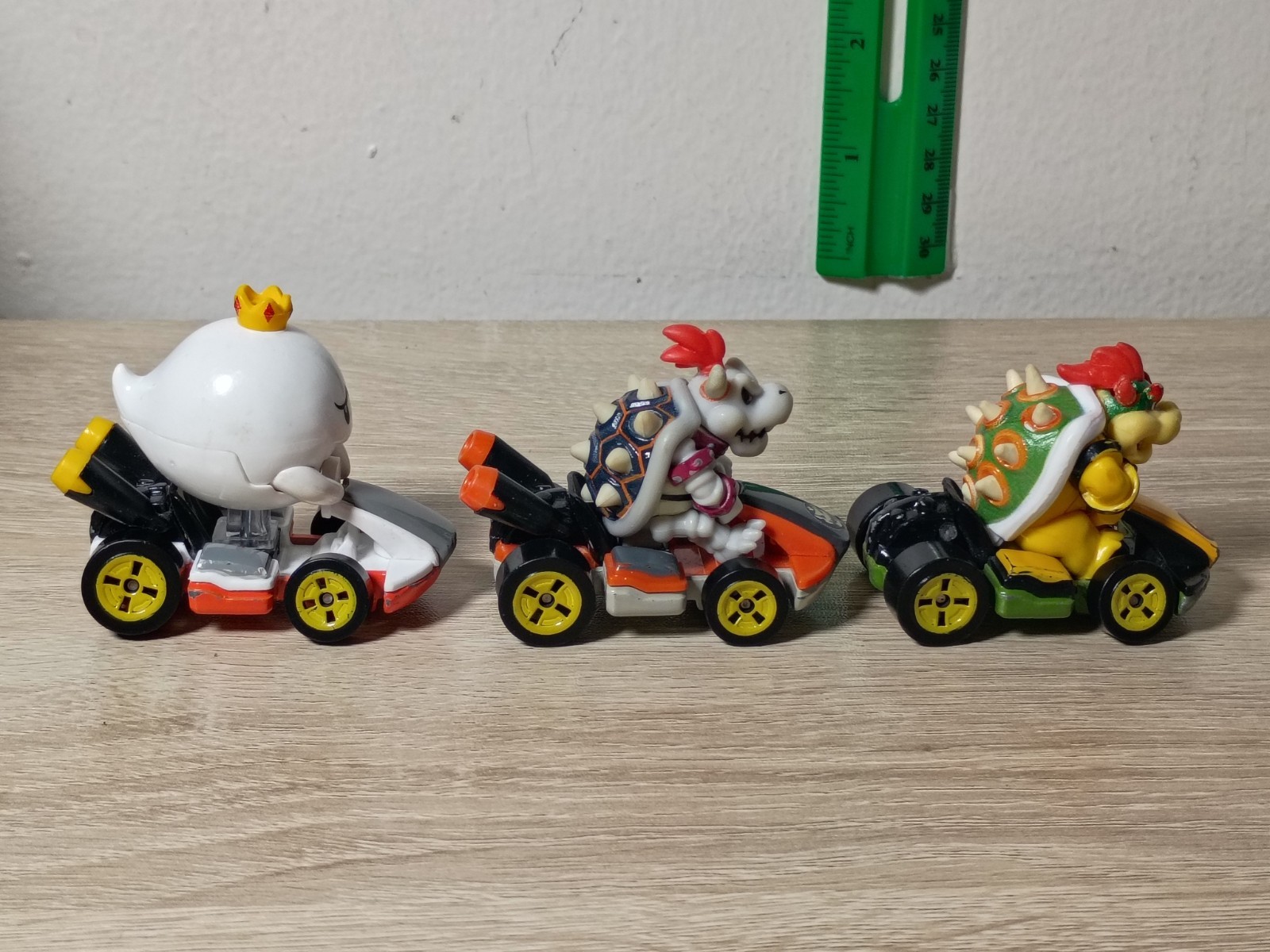 DRY BOWSER 12-PK Super Mario Kart Hot Wheels King Boo Waluigi Dry Bones MORE!