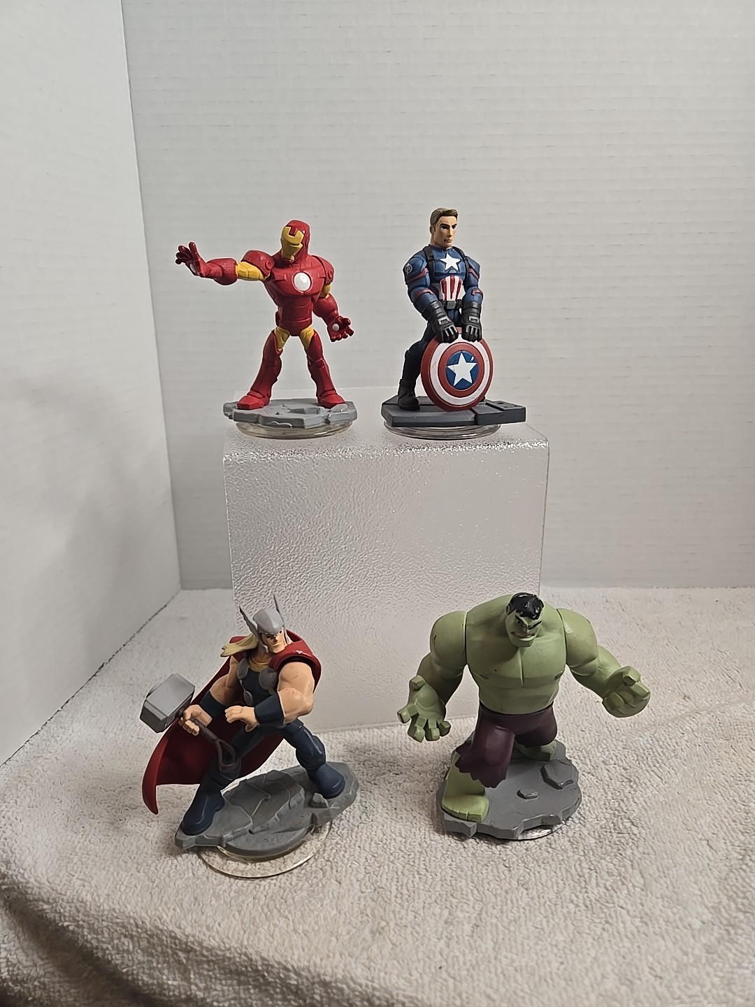 Disney Infinity 2.0 &3.0 Thor, Hulk, Captain America, Tron Marvel Lot Of 4