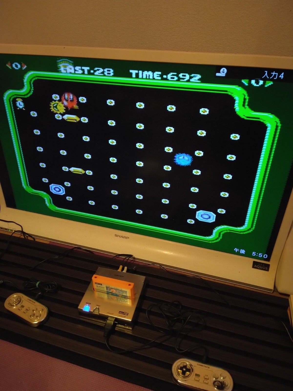 Nintendo Famicom FC 5 Game Lot Cute Kawaii Retro Pop Mario Pac Man Clu Clu Clean