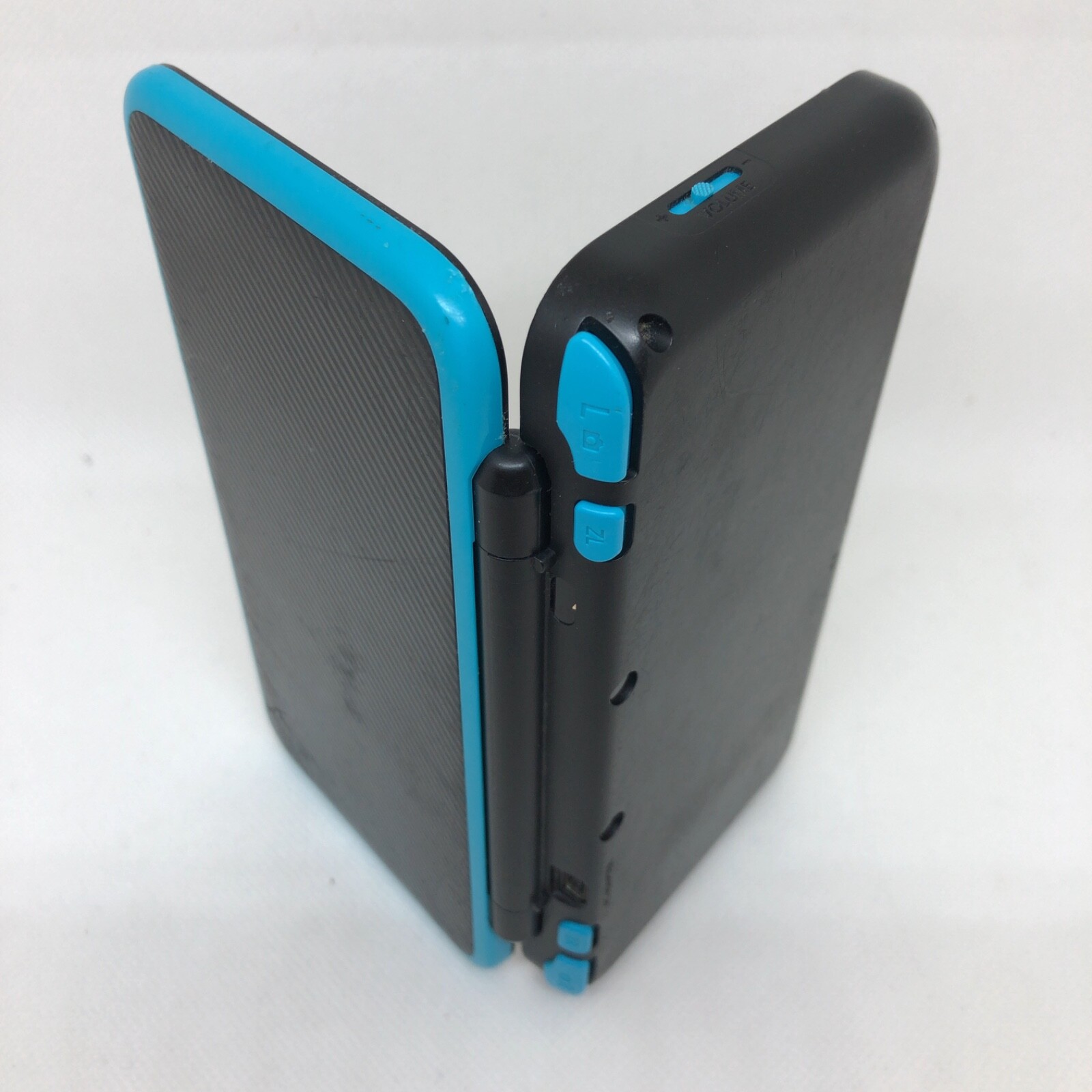 Nintendo New 2DS LL XL Turquiose Used Box #J131