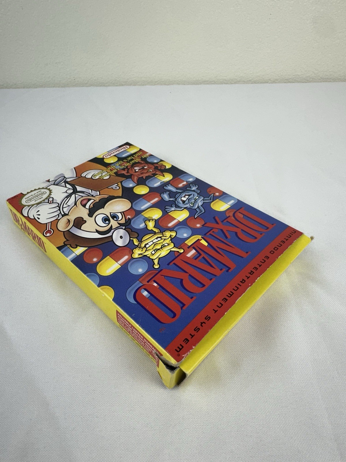 Dr Mario Nintendo NES Game 1990 Complete Box Manual Poster Foam Japan Original