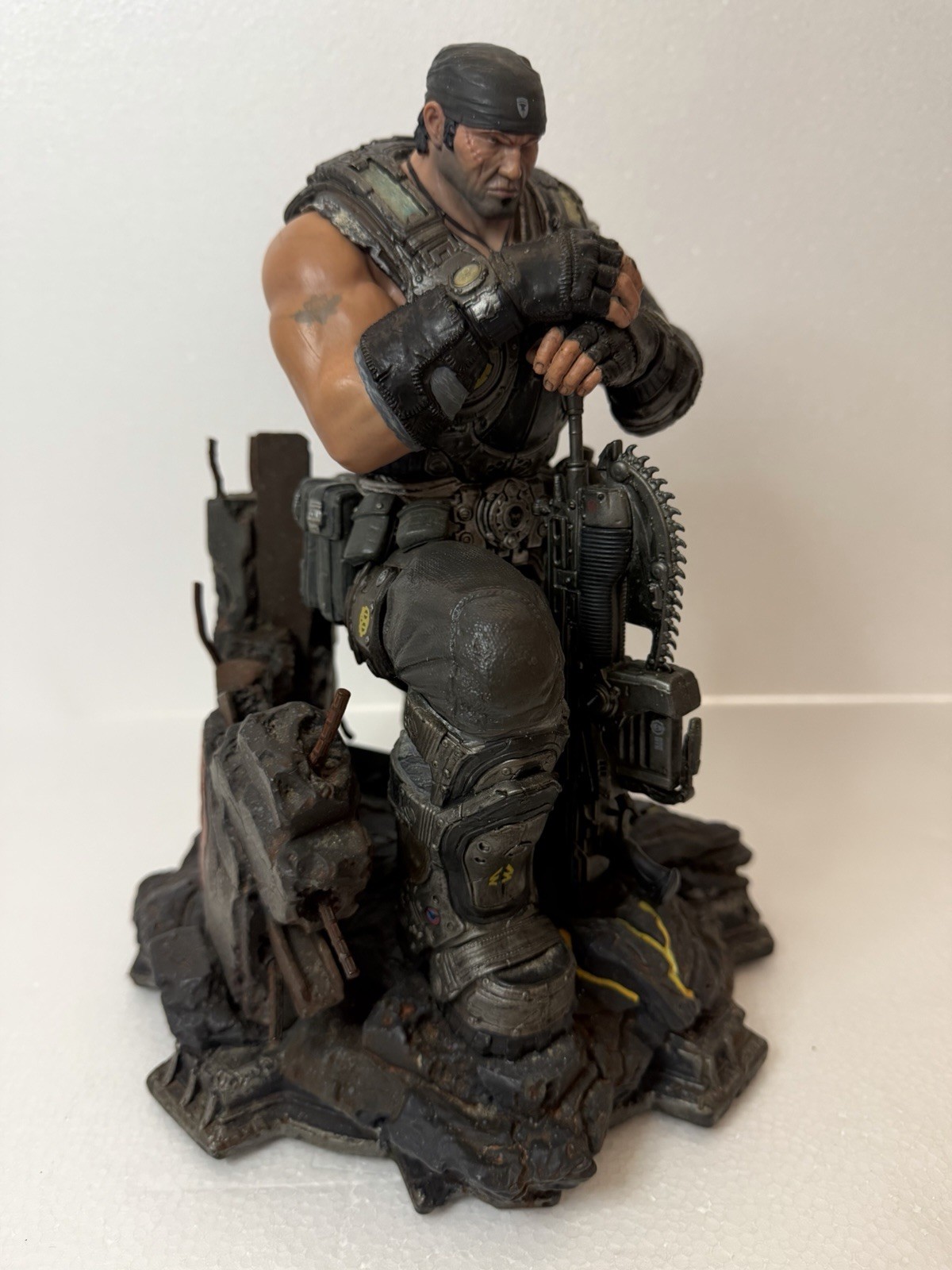 Gears of War 3 Marcus Fenix Collectible Statue