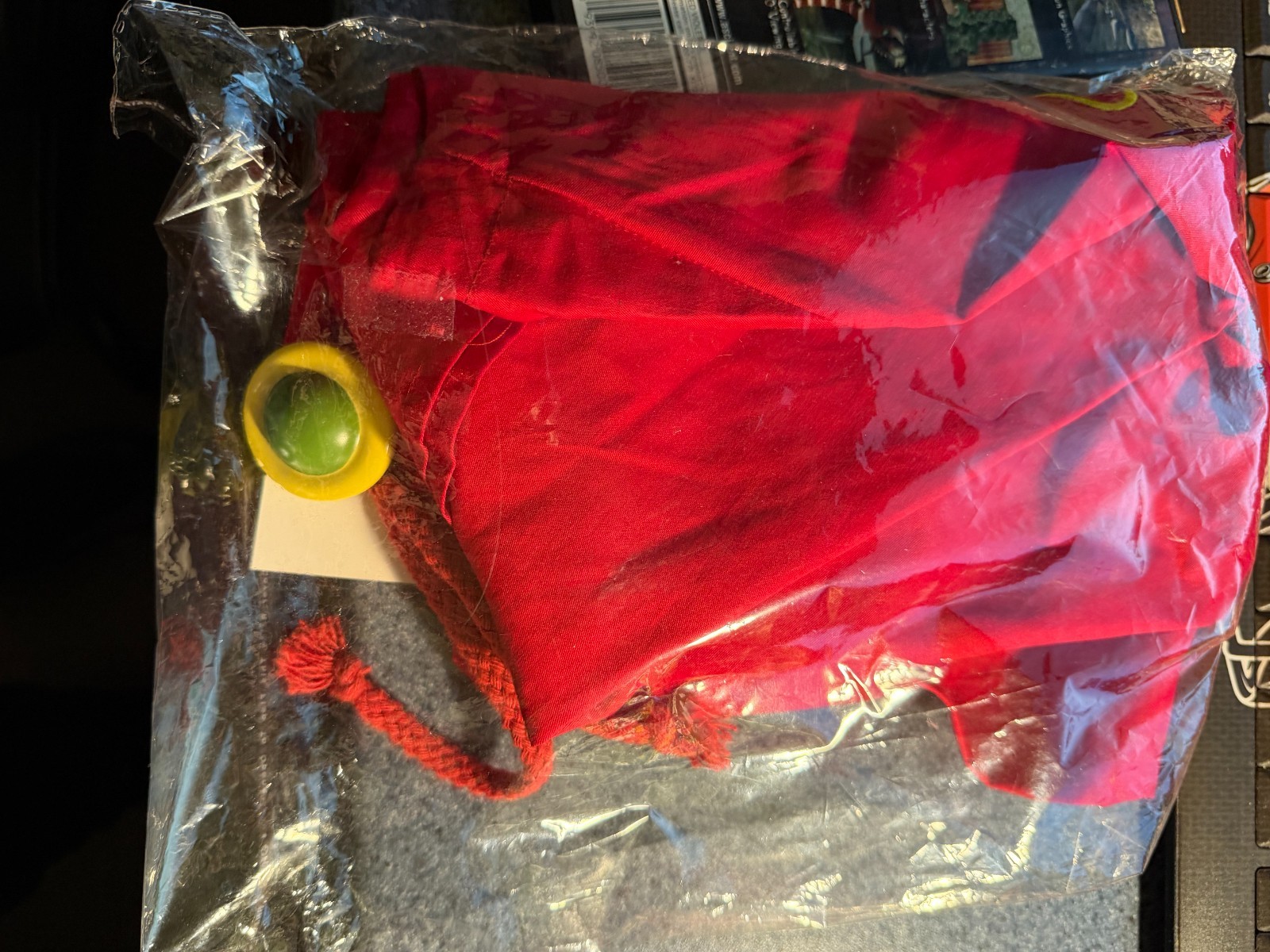 Ni No Kuni: Wrath of the White Witch Promotional Cape Collectible (Nino)
