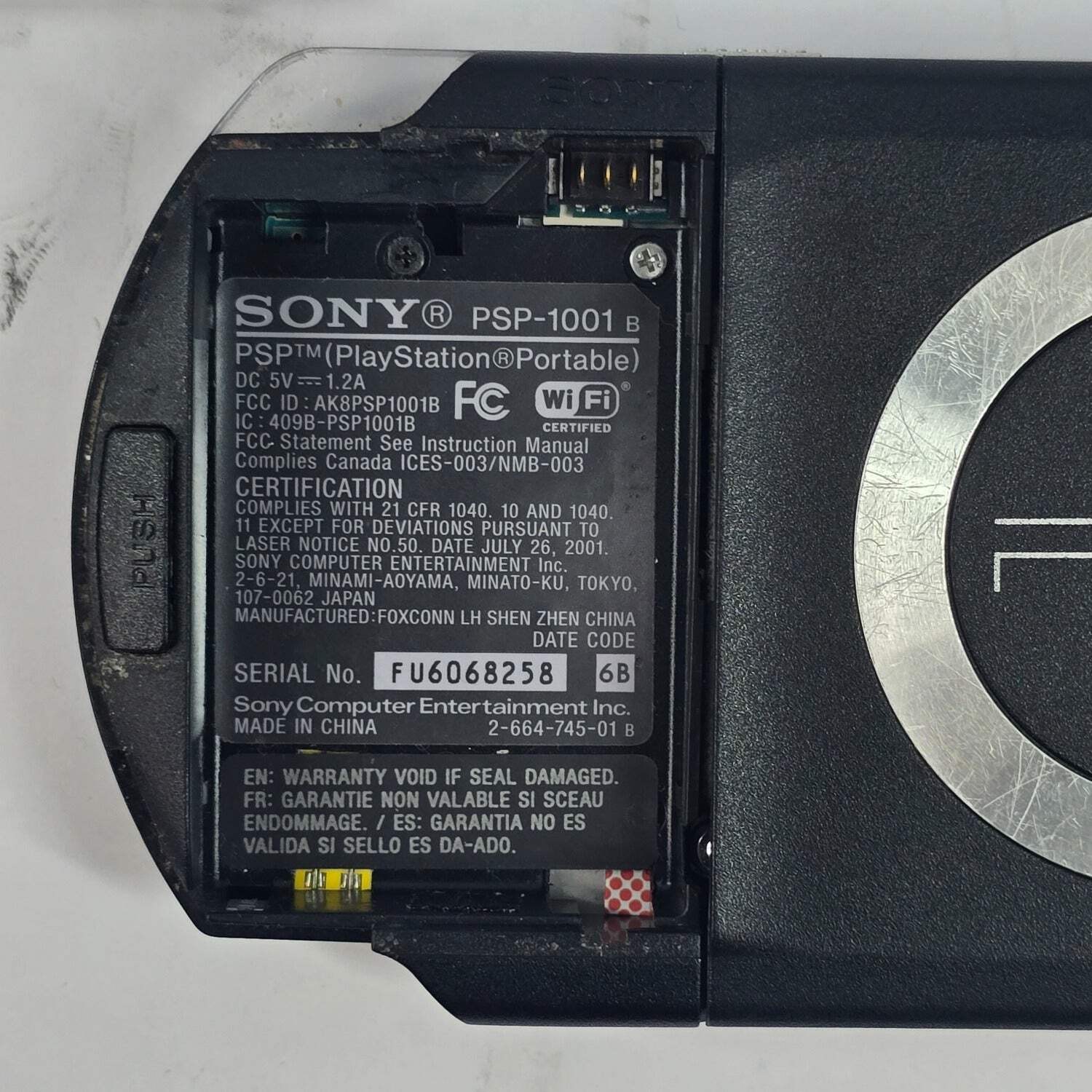 Sony Playstation Portable PSP PSP-1001 Handheld Console Gaming System Only Black