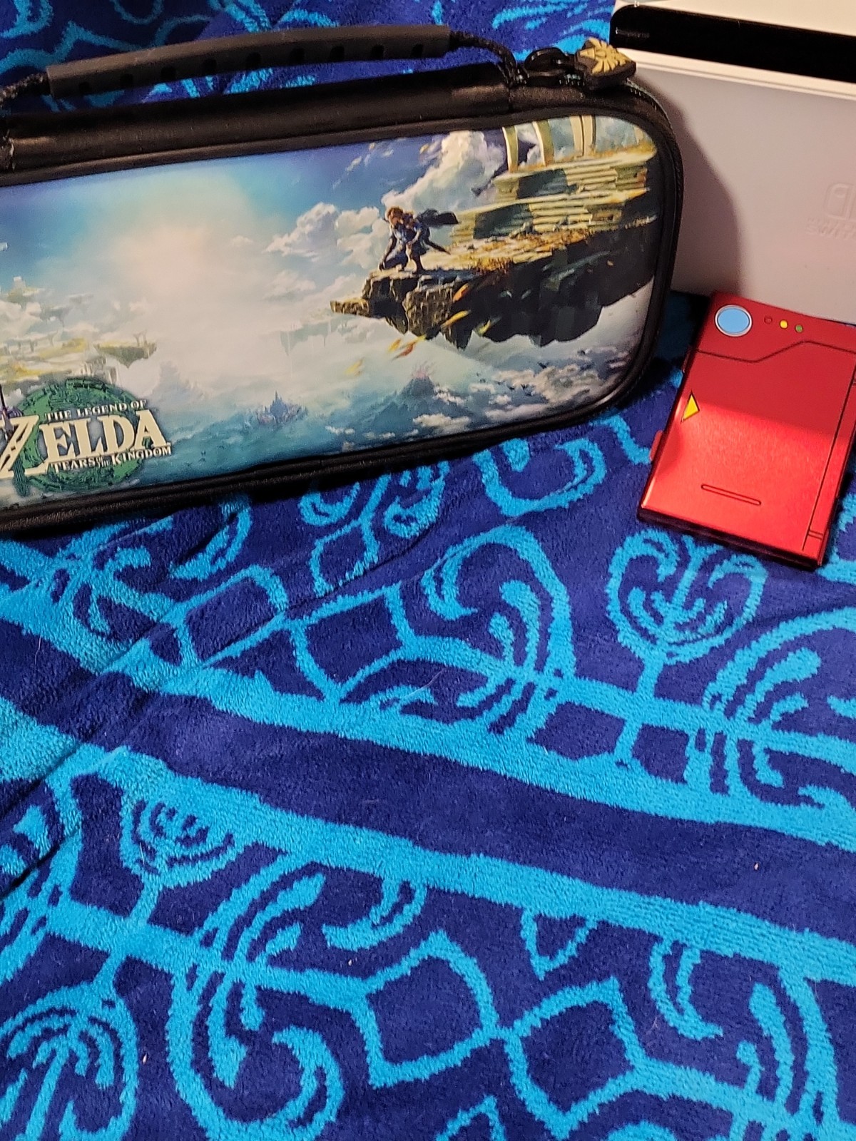 Nintendo Switch OLED White With 1TB SD With Games & Carrying Cases