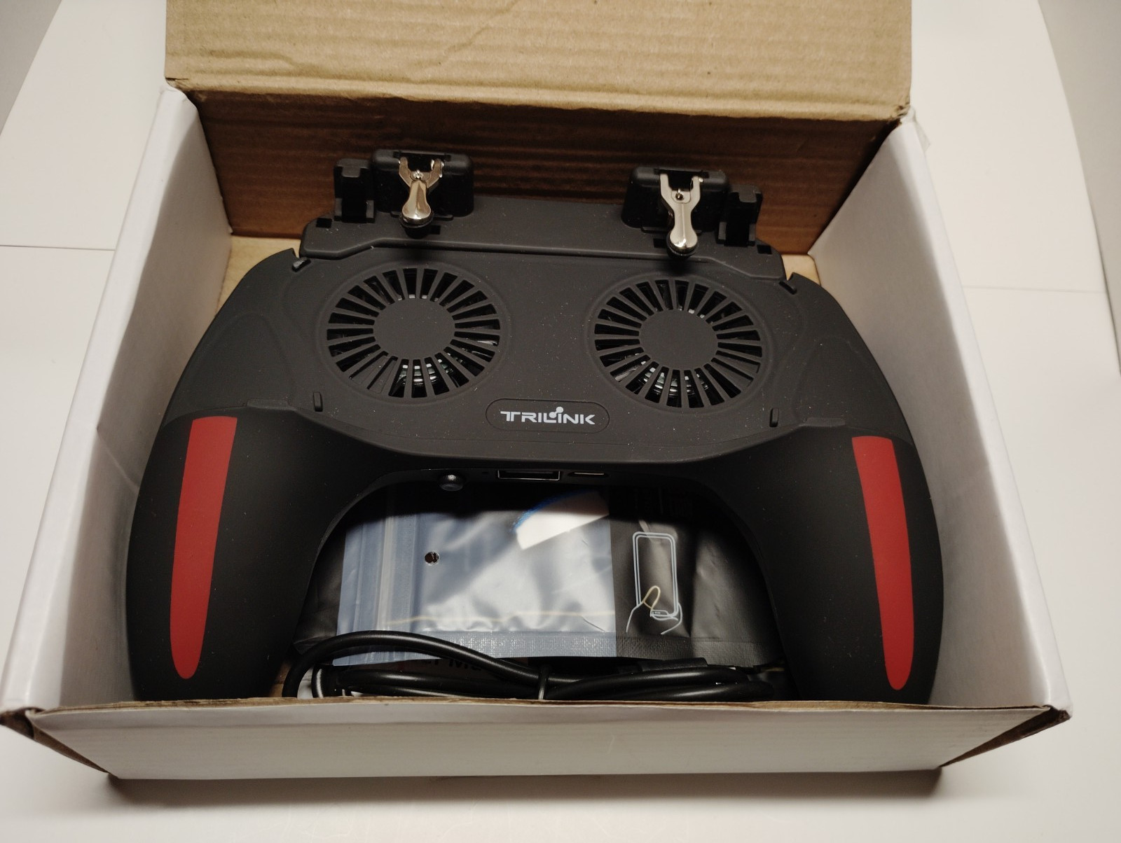 Mobile Game Controller with 4000mAh Power Bank Cooling Fan L1R1 Triggers