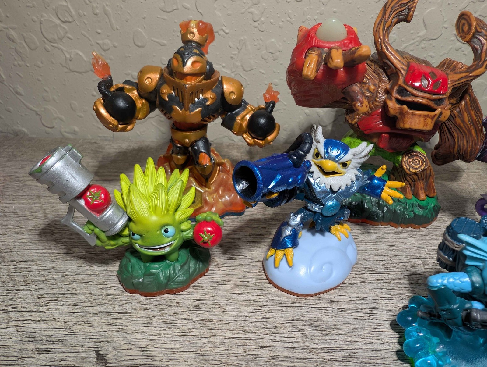 Skylanders Beginner Bundle Starter Pack Figures, Tested Combine Shipping (Read)