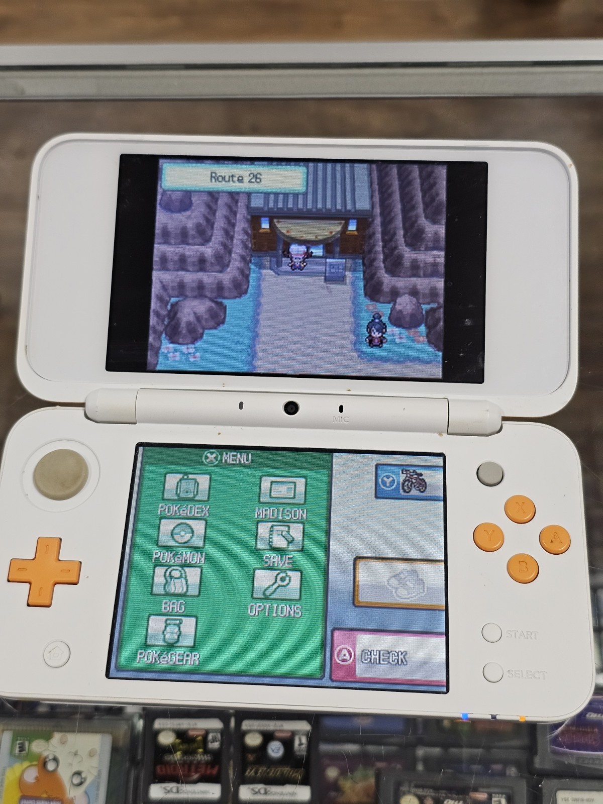 Nintendo 2DS XL Console White/Orange Tested With Games READ DESCRIPTION
