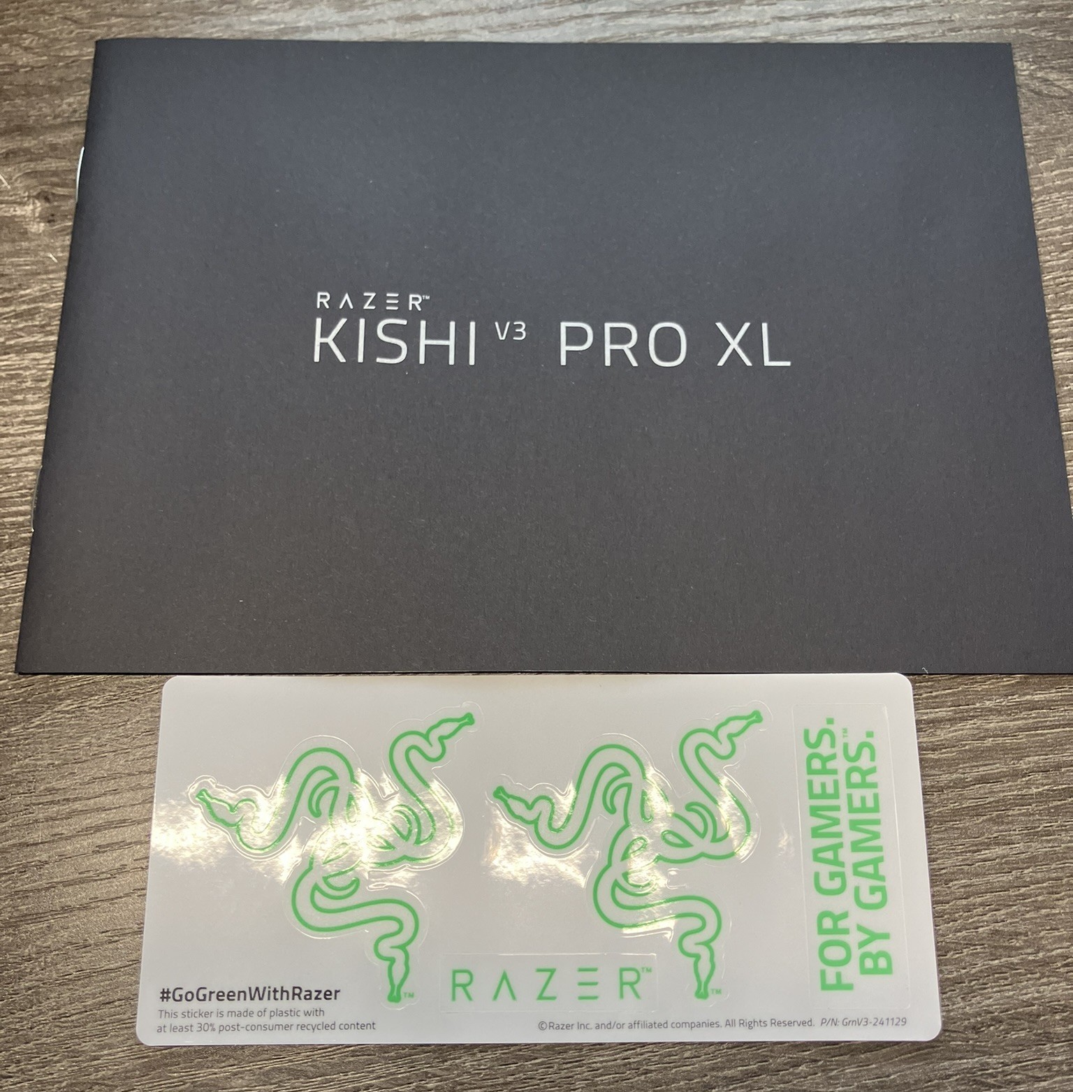 Razer Kishi V3 Pro XL Gaming Controller for iPad & Android Tablets up to 13″