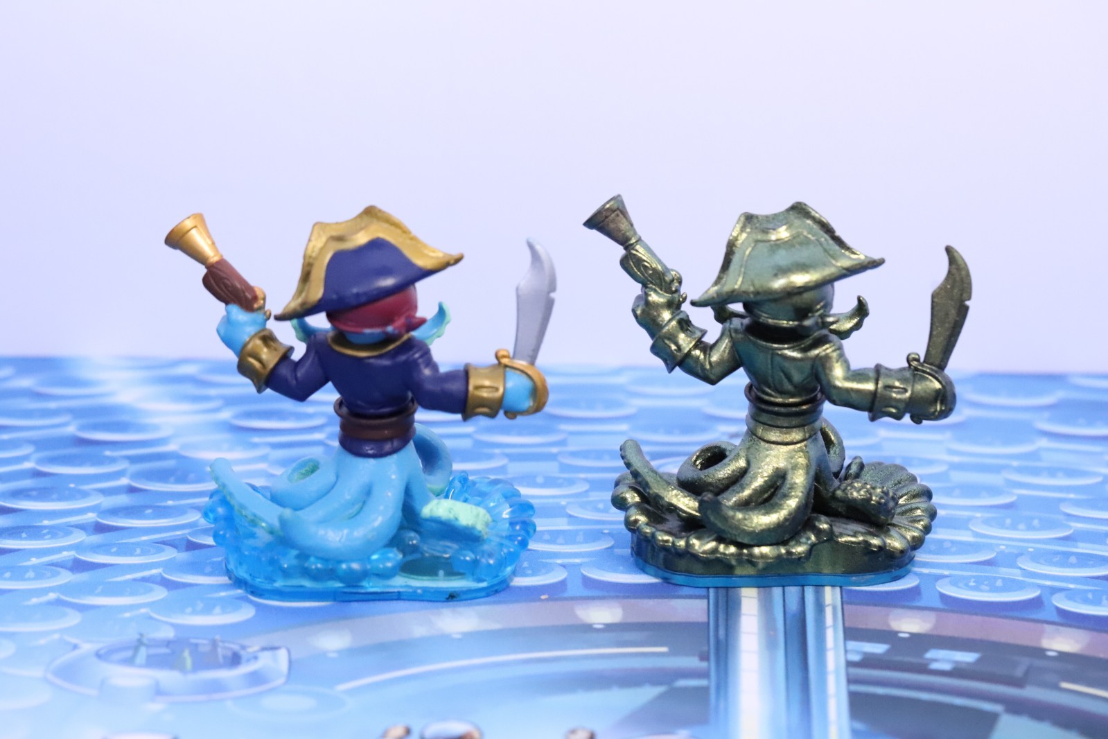 Activision Skylanders Giants and Regular Series 1 and 2 – Lot of 6 Figures