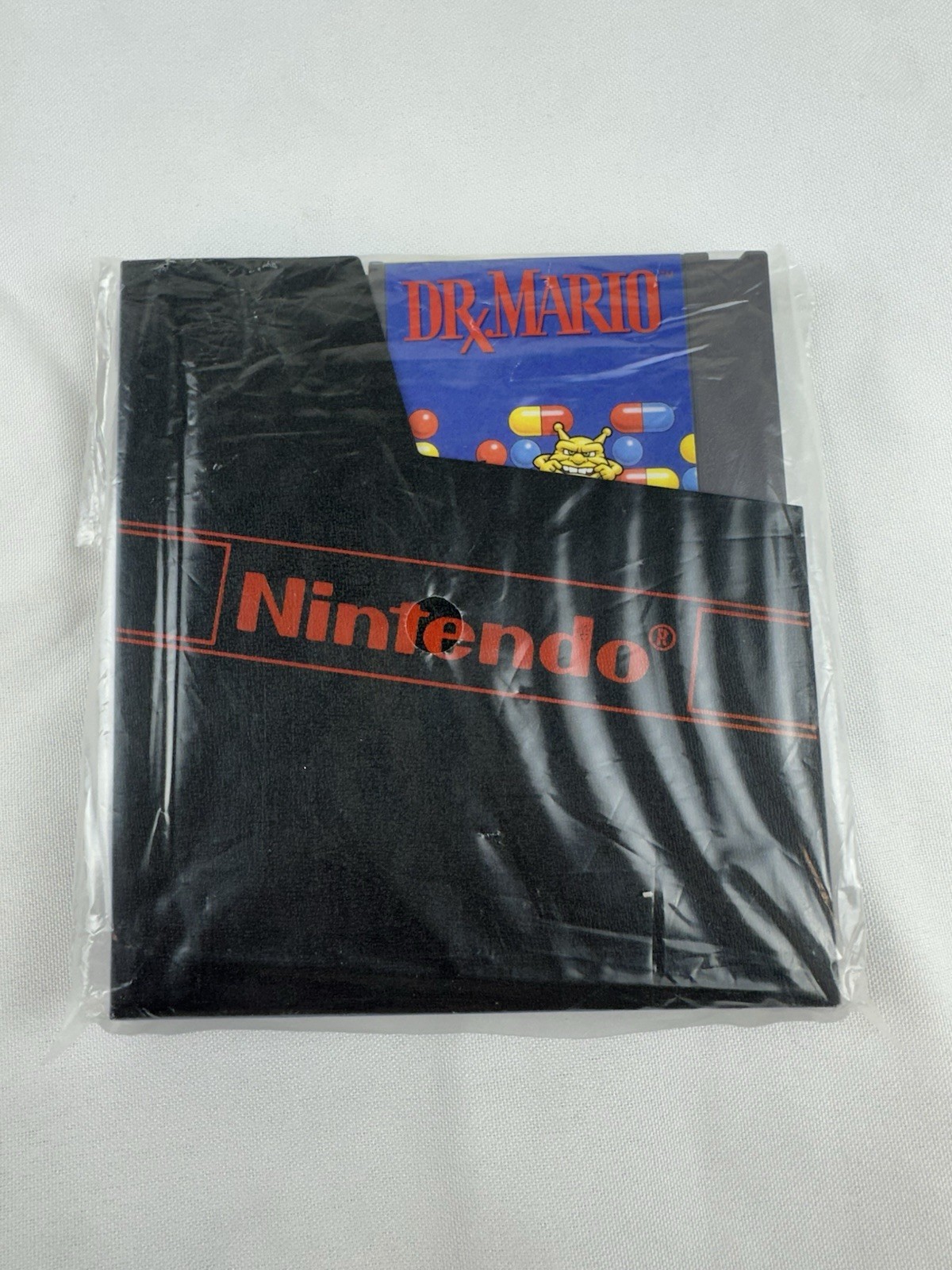 Dr Mario Nintendo NES Game 1990 Complete Box Manual Poster Foam Japan Original