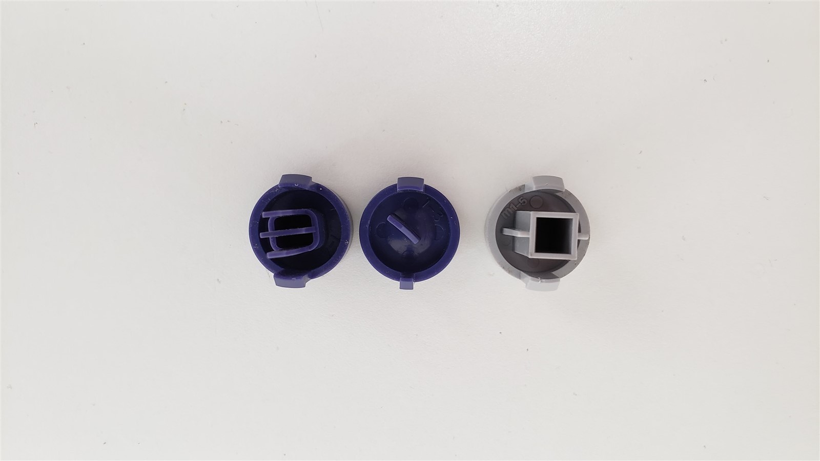 OEM Replacement Nintendo Gamecube – Power, Reset, Open Button Set Indigo (3Pcs.)