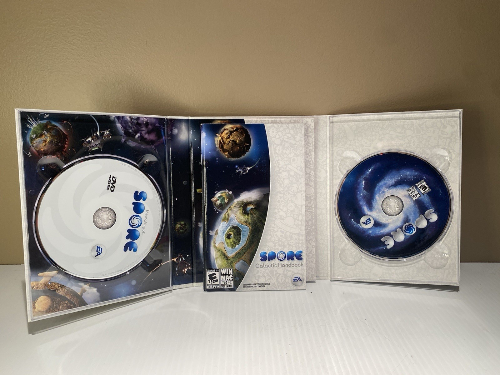 Spore: Galactic Edition (Windows/Mac, 2008) Box Set W Books