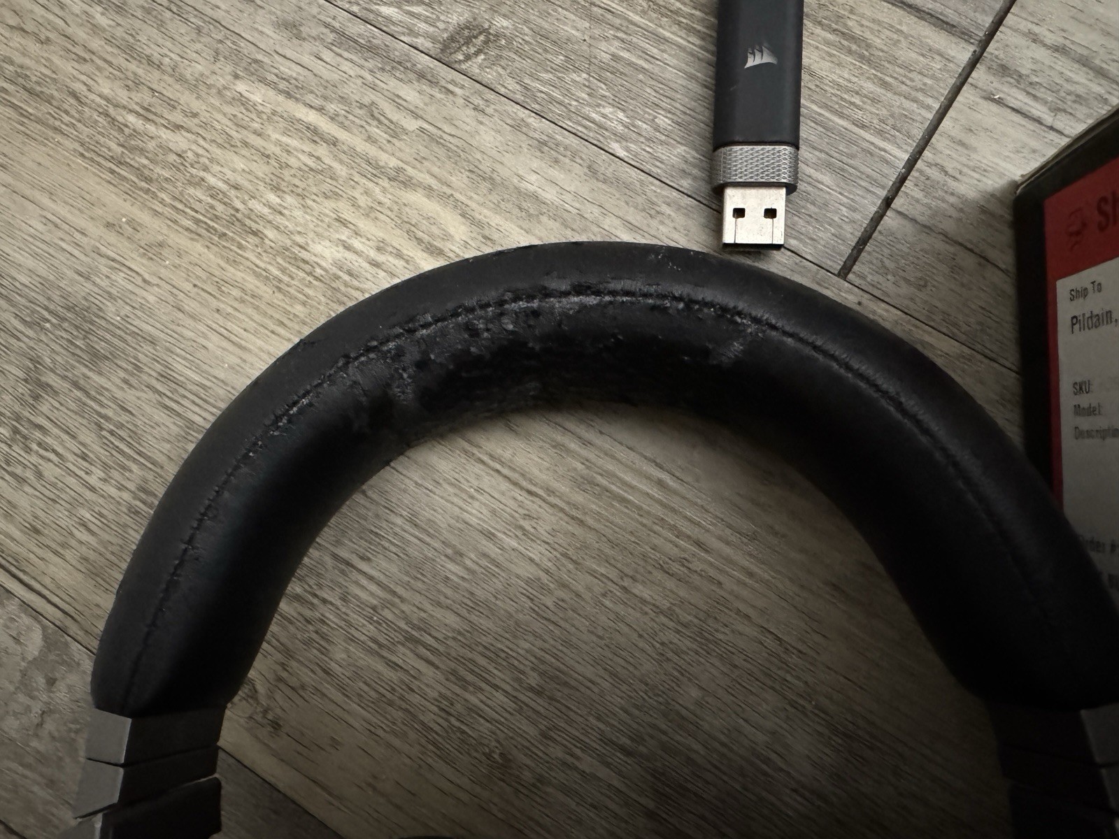 Corsair Virtuoso RGB Wireless Gaming Headset