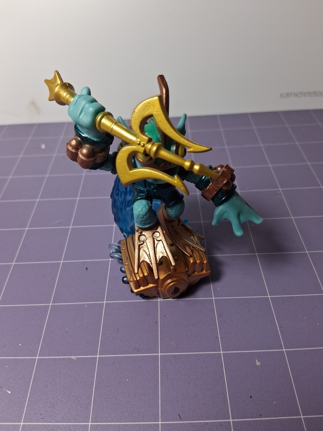 Activision Skylanders Deep Dive Gill Grunt Figure