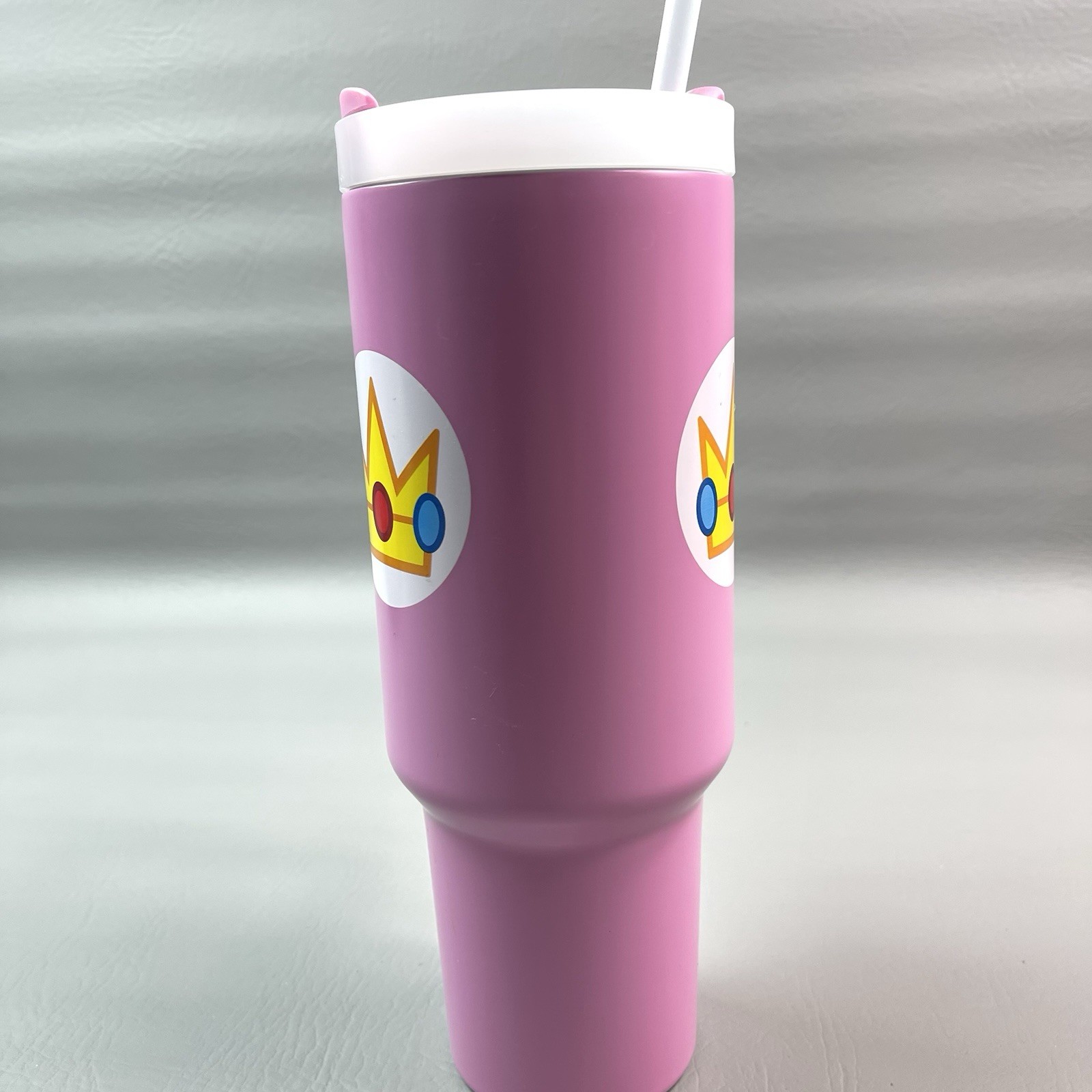 Nintendo Super Mario Princess Peach Pink 40oz Tumbler Pyramid America