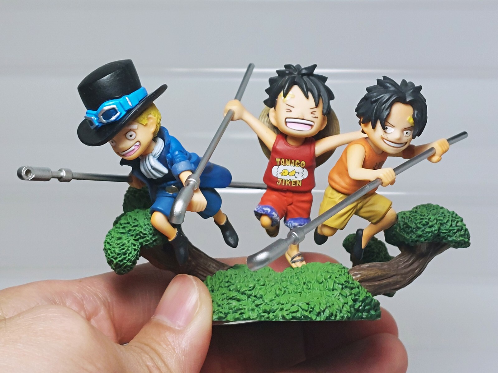Monkey D. Luffy Portgas D. Ace Sabo One Piece Log Box Figure MegaHouse 2.6in