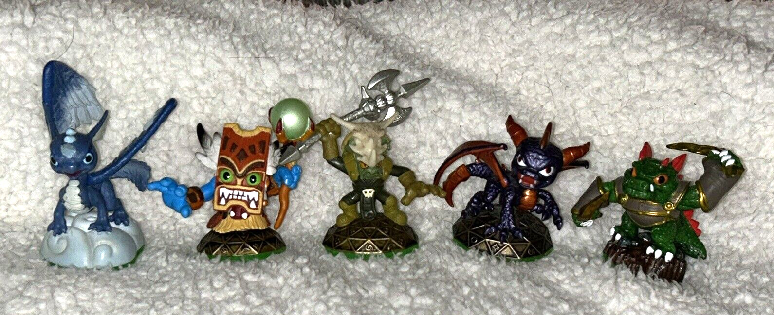 5 Skylanders Green Base Spyros Adventure Whirlwind Trouble Dino Rang voodood Spy