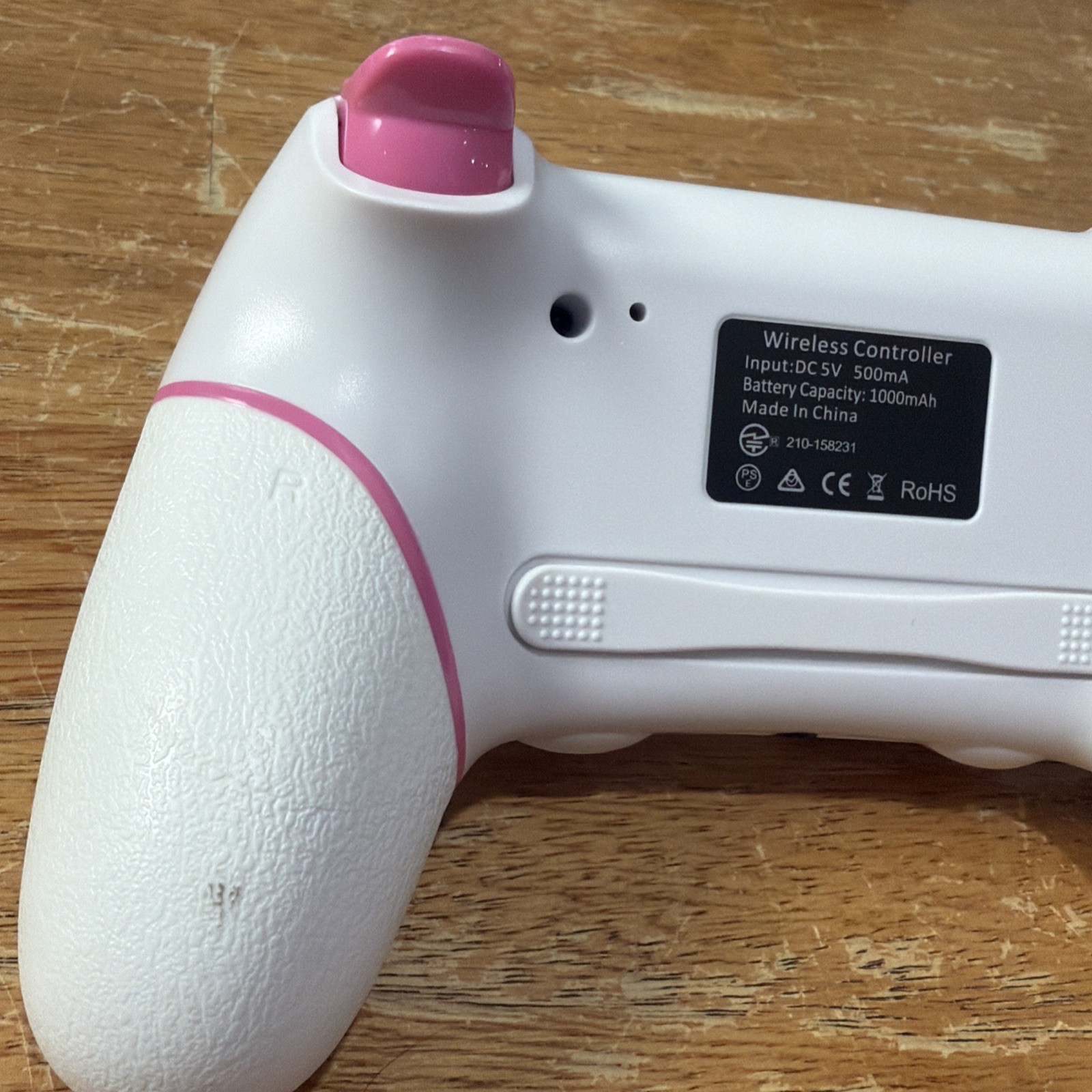 PS 4 charging dock dc 5V 2A with 2 controllers Pink And White
