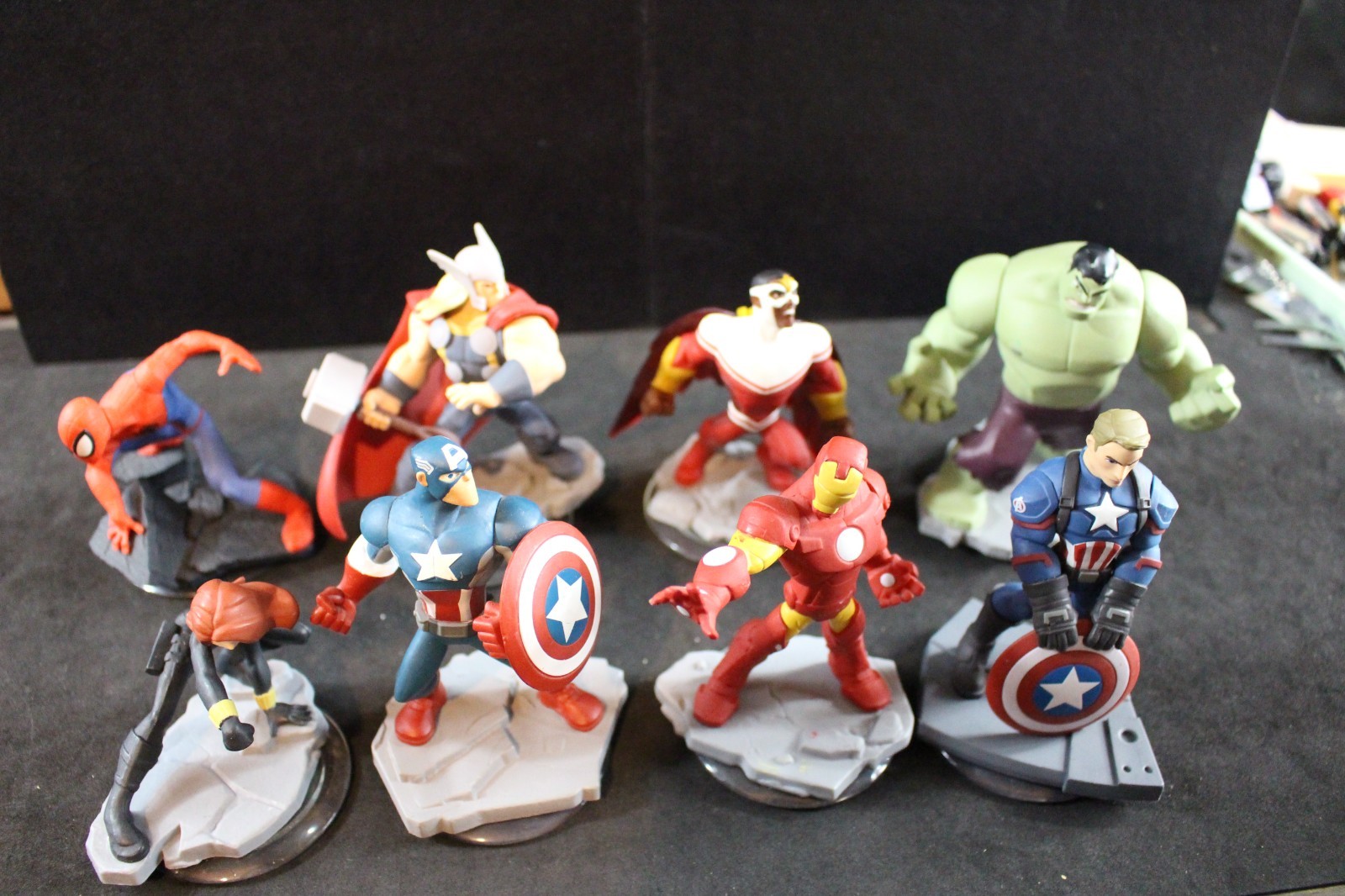 Disney Infinity – Video Game Figure – Marvel – Captain America, Thor, Hulk, Iron