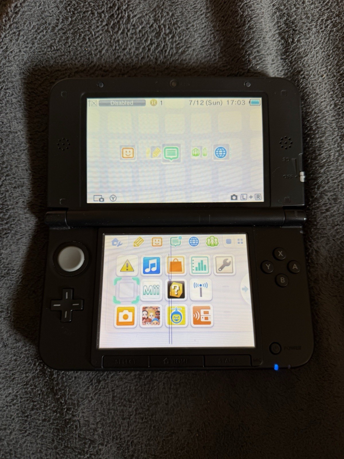 Nintendo 3DS XL Black Handheld System Console for Parts / Repair