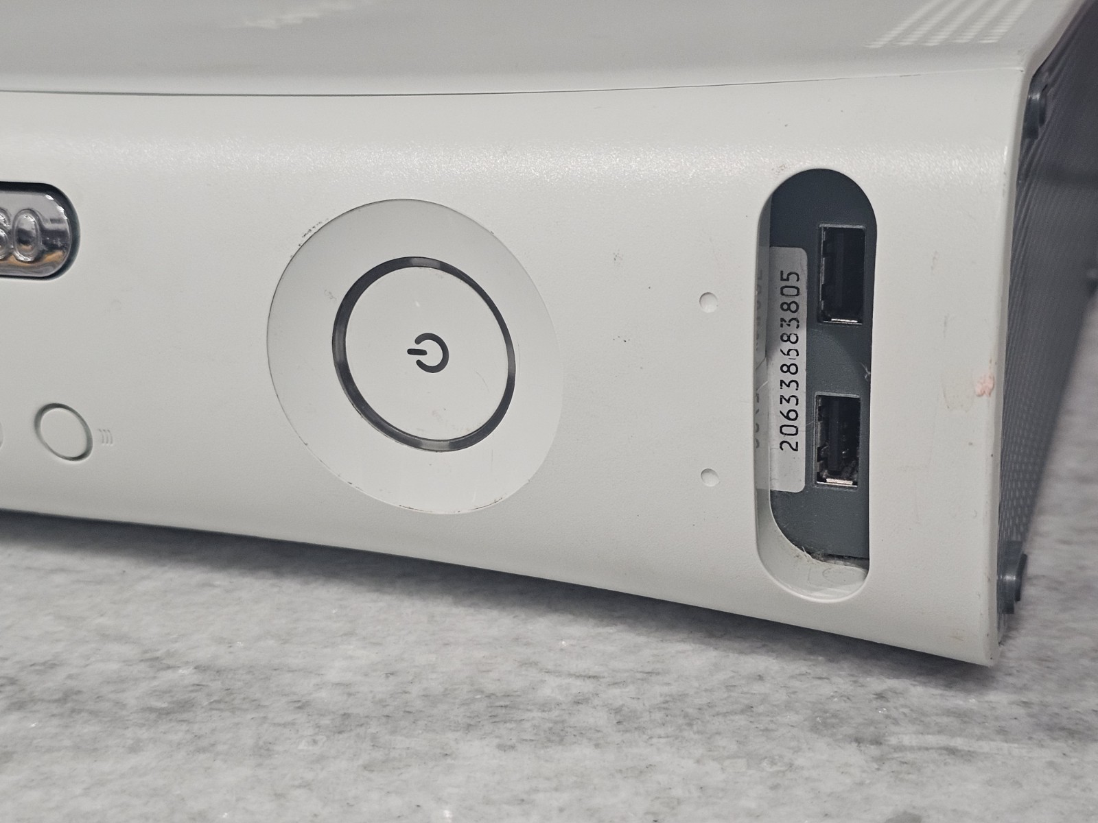 Microsoft Xbox 360 60GB White Console w/ Cables + Controller Tested