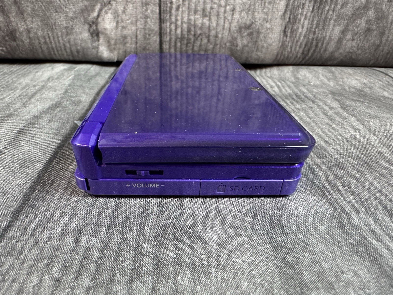 Nintendo 3DS Midnight Purple System CTR-001 Tested & Working W/ Stylus + Charger