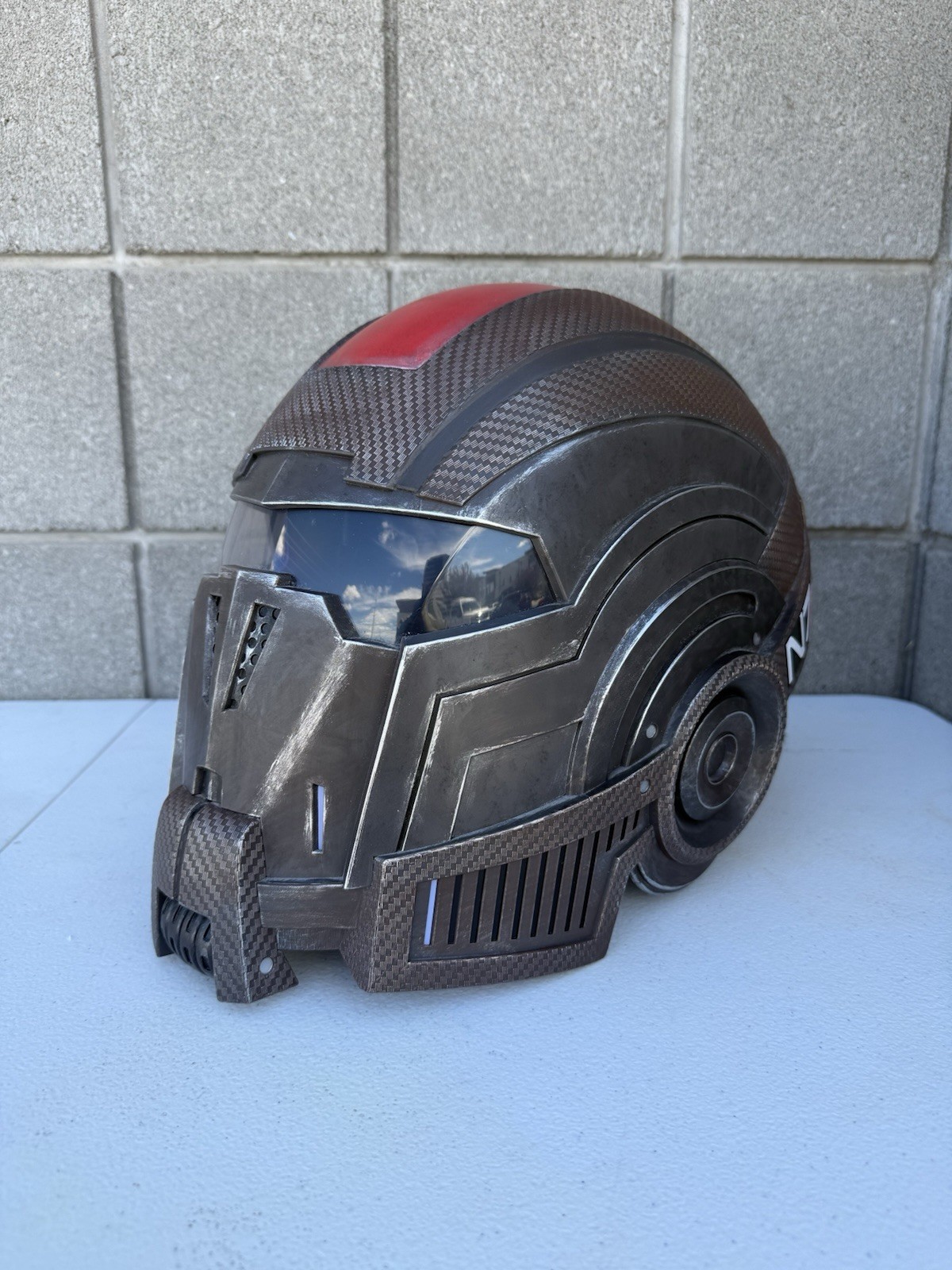 MASS EFFECT LEGENDARY CACHE N7 Helmet (NO BOX – NO GAME)