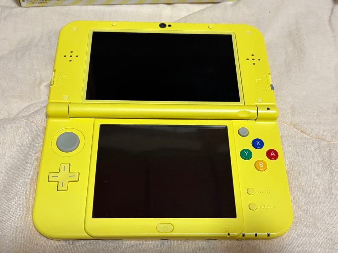 3DS/2DS/DS New Nintendo 3Dsll Pikachu Yellow Pokemon With Box, Main Unit, Japan