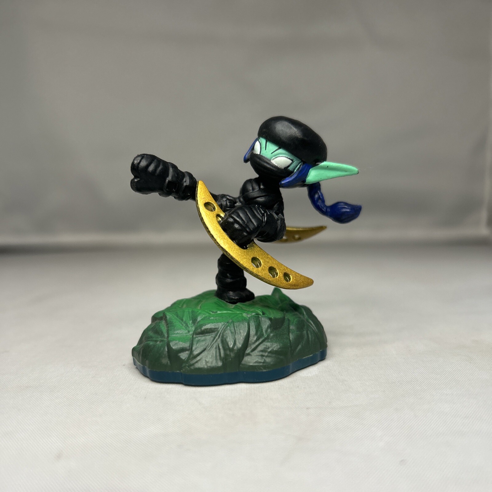 Skylanders Swap Force 8pc Bundle — Includes Pop Fizz, Warnado, Ninja Stealth Elf