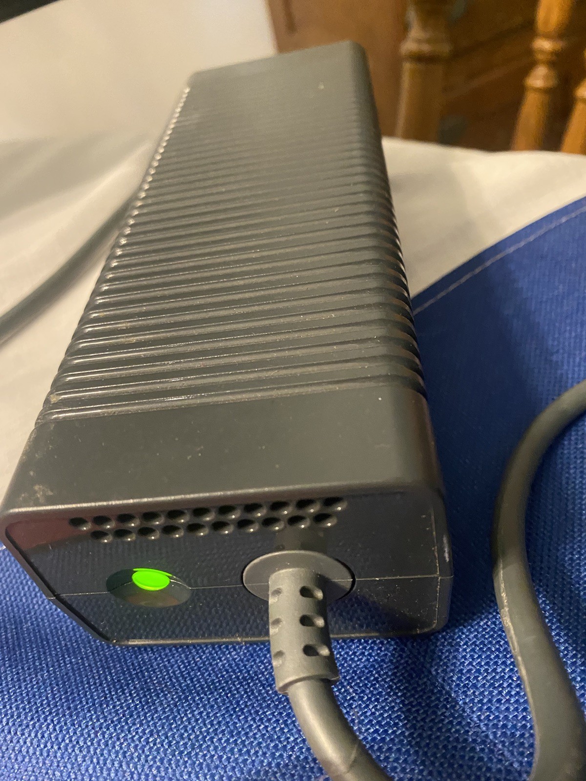 White XBOX 360 W/Power Adapters and 9 Games, TESTED