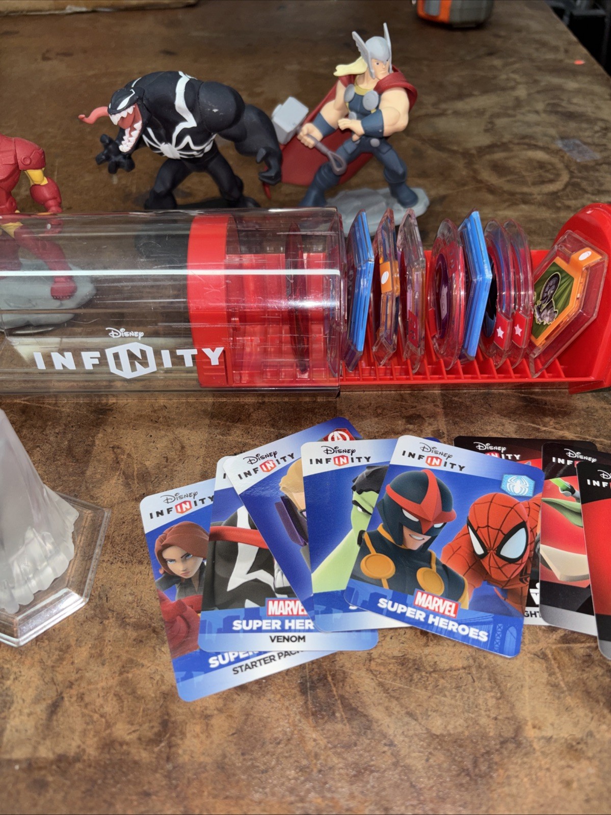 Disney Infinity Stars Wars Marvel Super Heroes Lot Power Discs 29 Pieces EUC