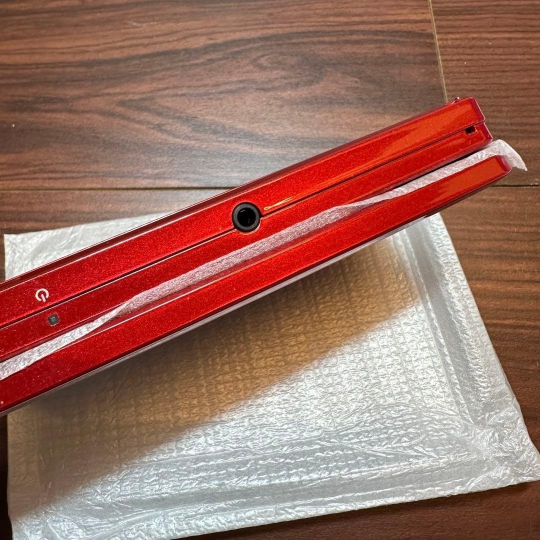 Nintendo 3DS Metallic Red 5233 From Japan