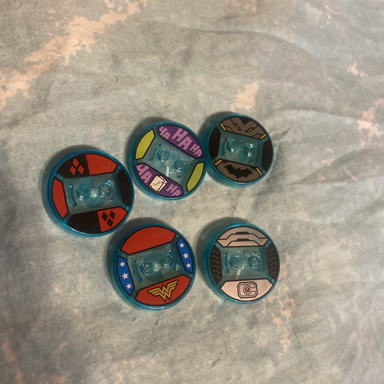 LEGO Dimensions DC Tag Disc Lot – Batman, Joker Harley Quinn wonder woman cyborg