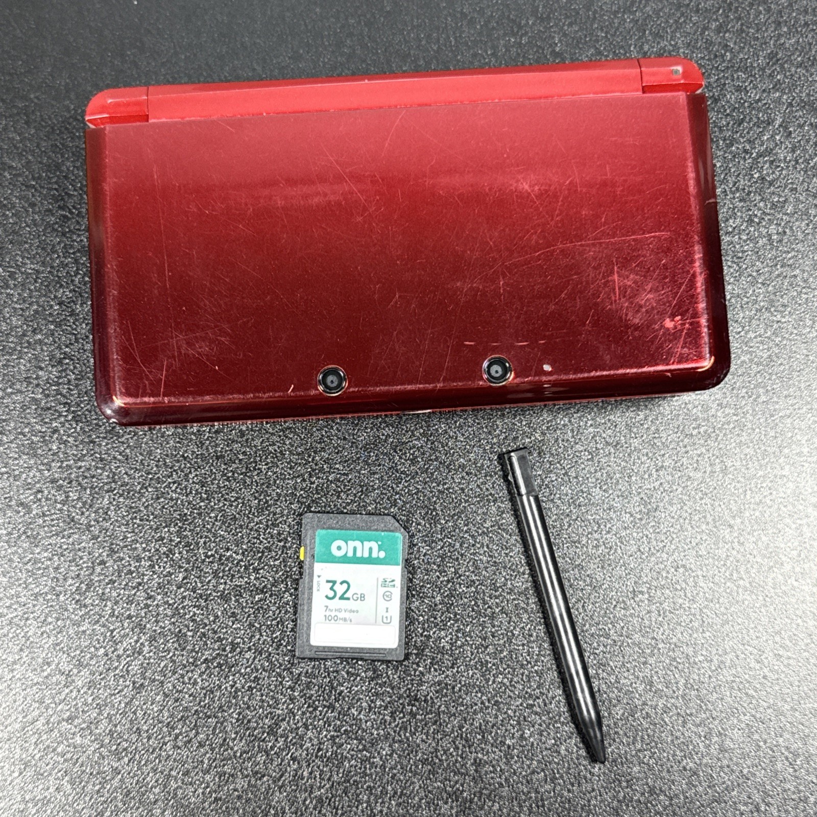 Nintendo 3DS Flame Red 32GB SD Card/game & Carry Case (Tested & Working)