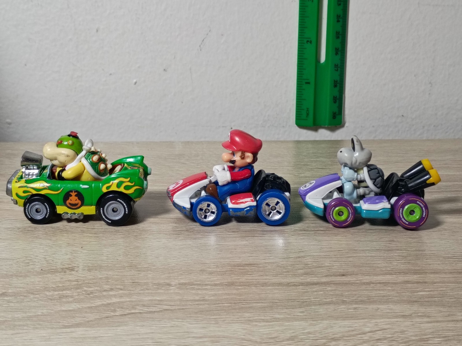 DRY BOWSER 12-PK Super Mario Kart Hot Wheels King Boo Waluigi Dry Bones MORE!