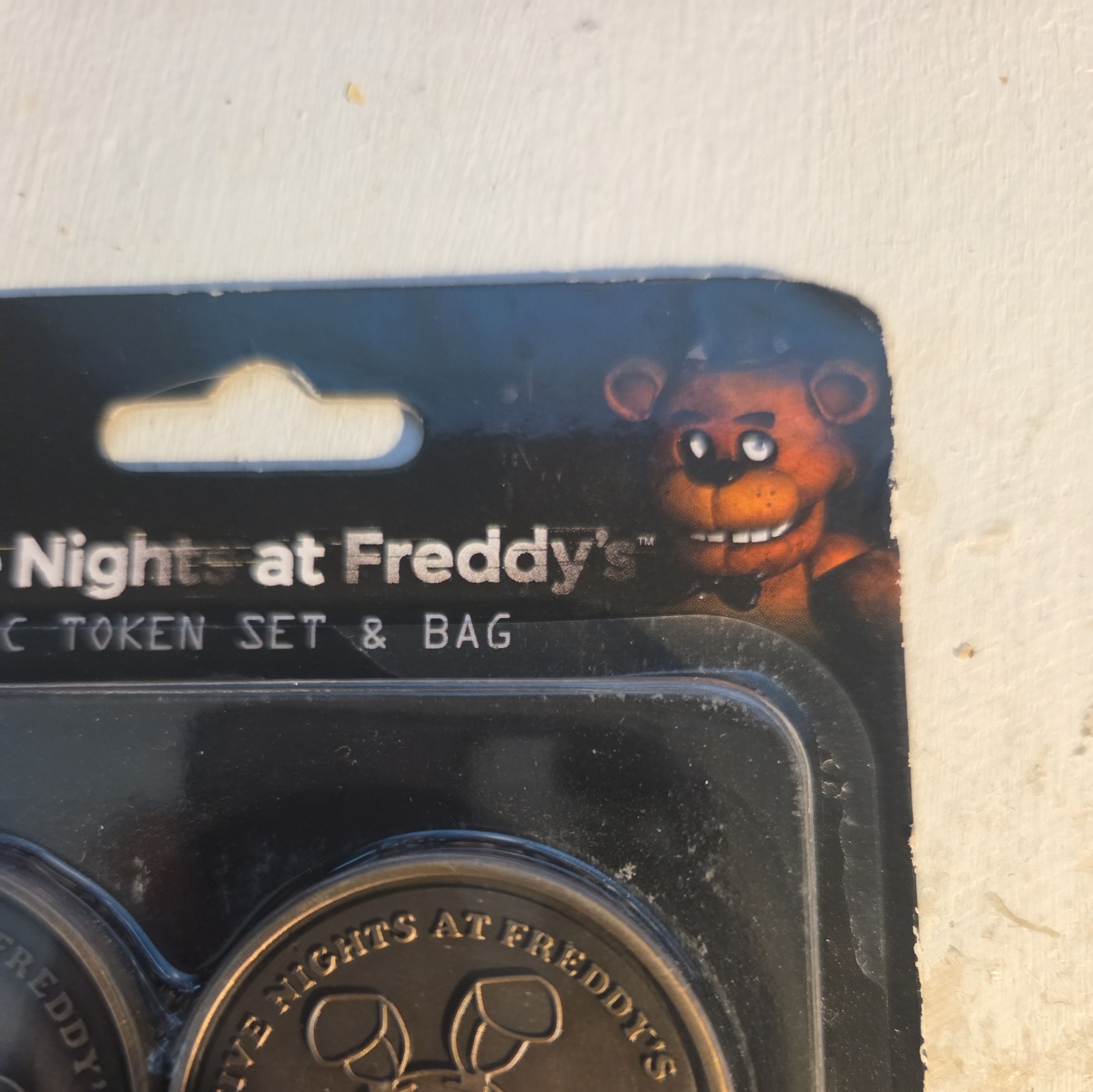 Five Nights at Freddy’s 2016 Arcade Token Set with Pouch Barnes & Noble- Sealed