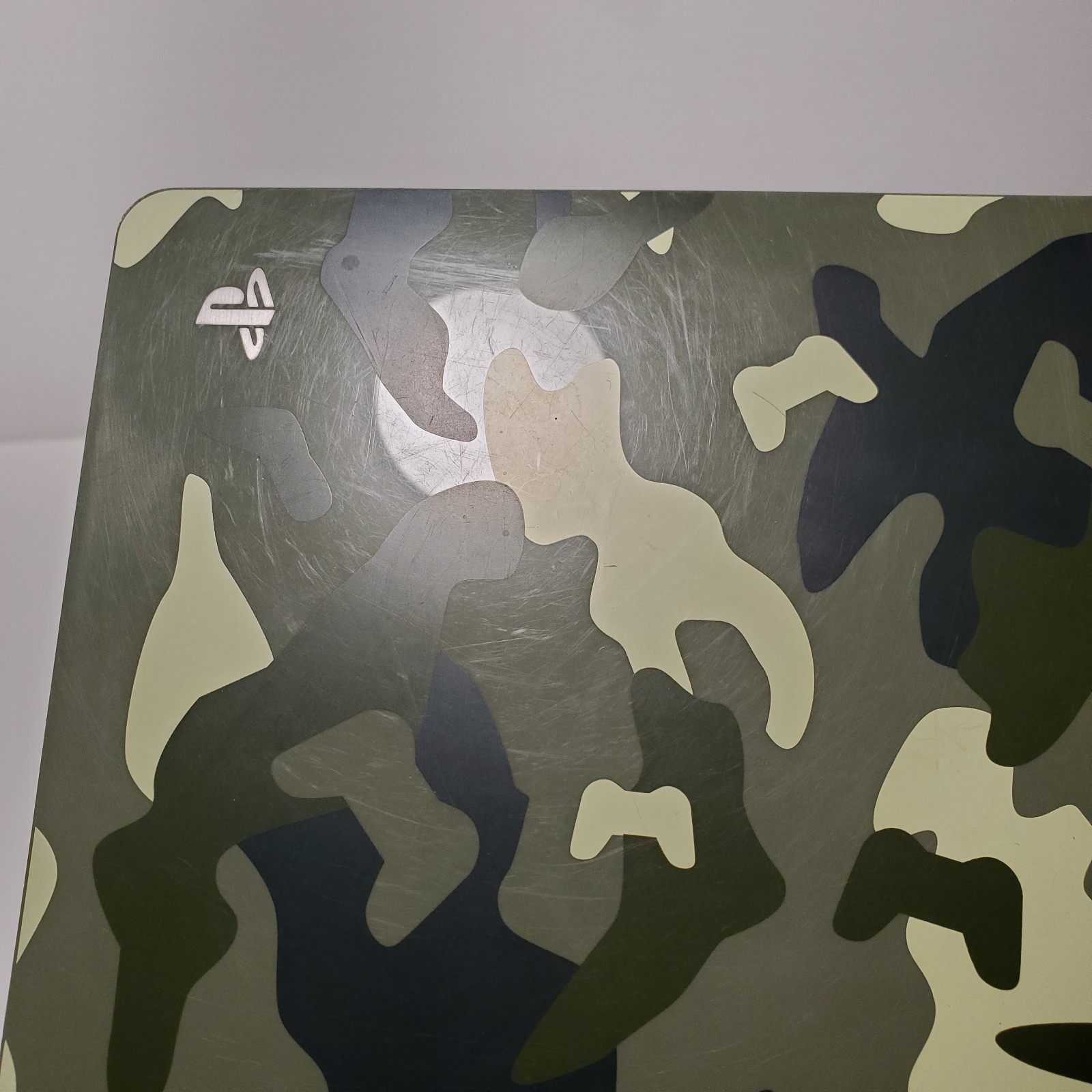 PS4 Slim Call of Duty: WWII Limited Edition 1TB Green Camouflage – Console Only