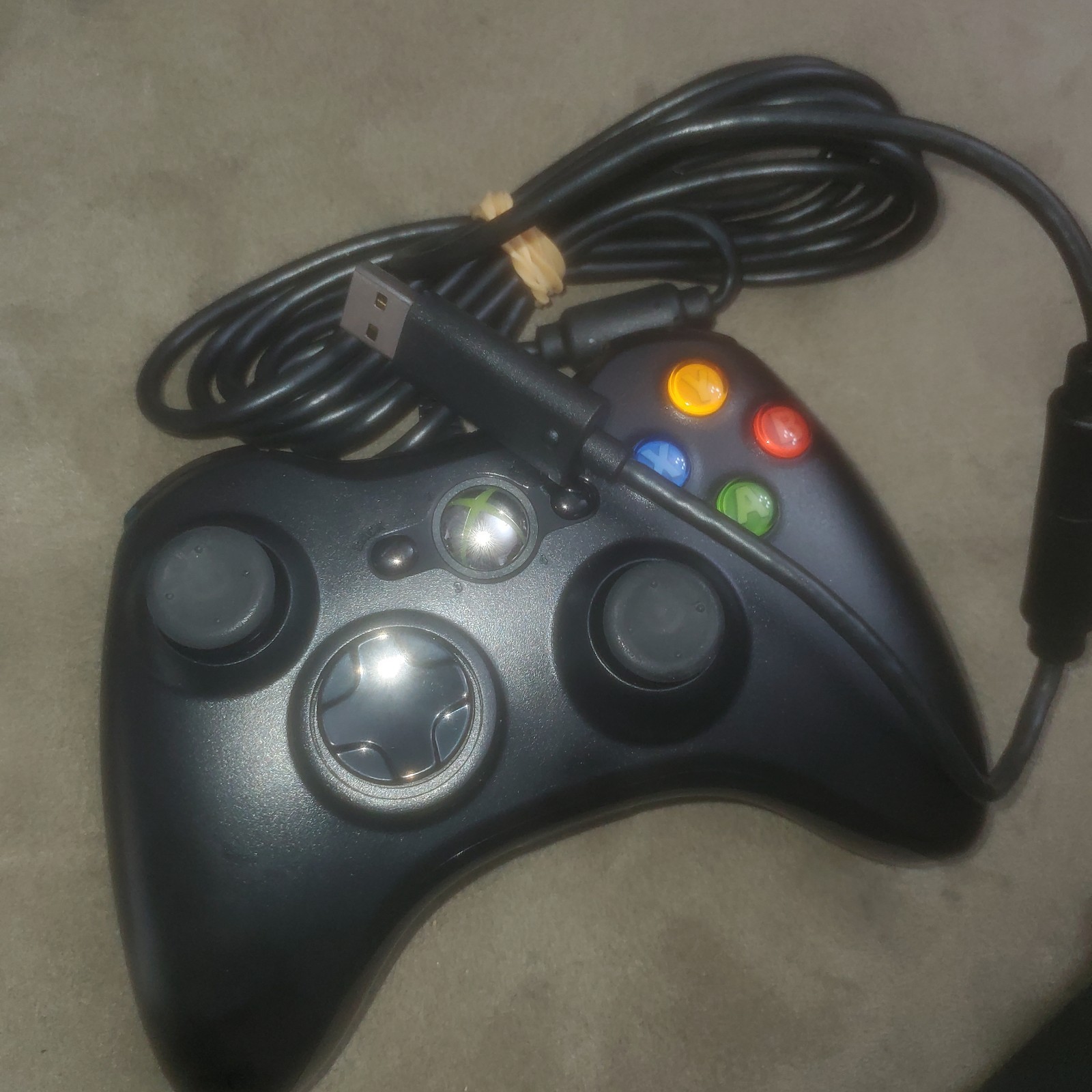 Official Microsoft Xbox 360 Black Wired Controller for Xbox 360 / PC OEM